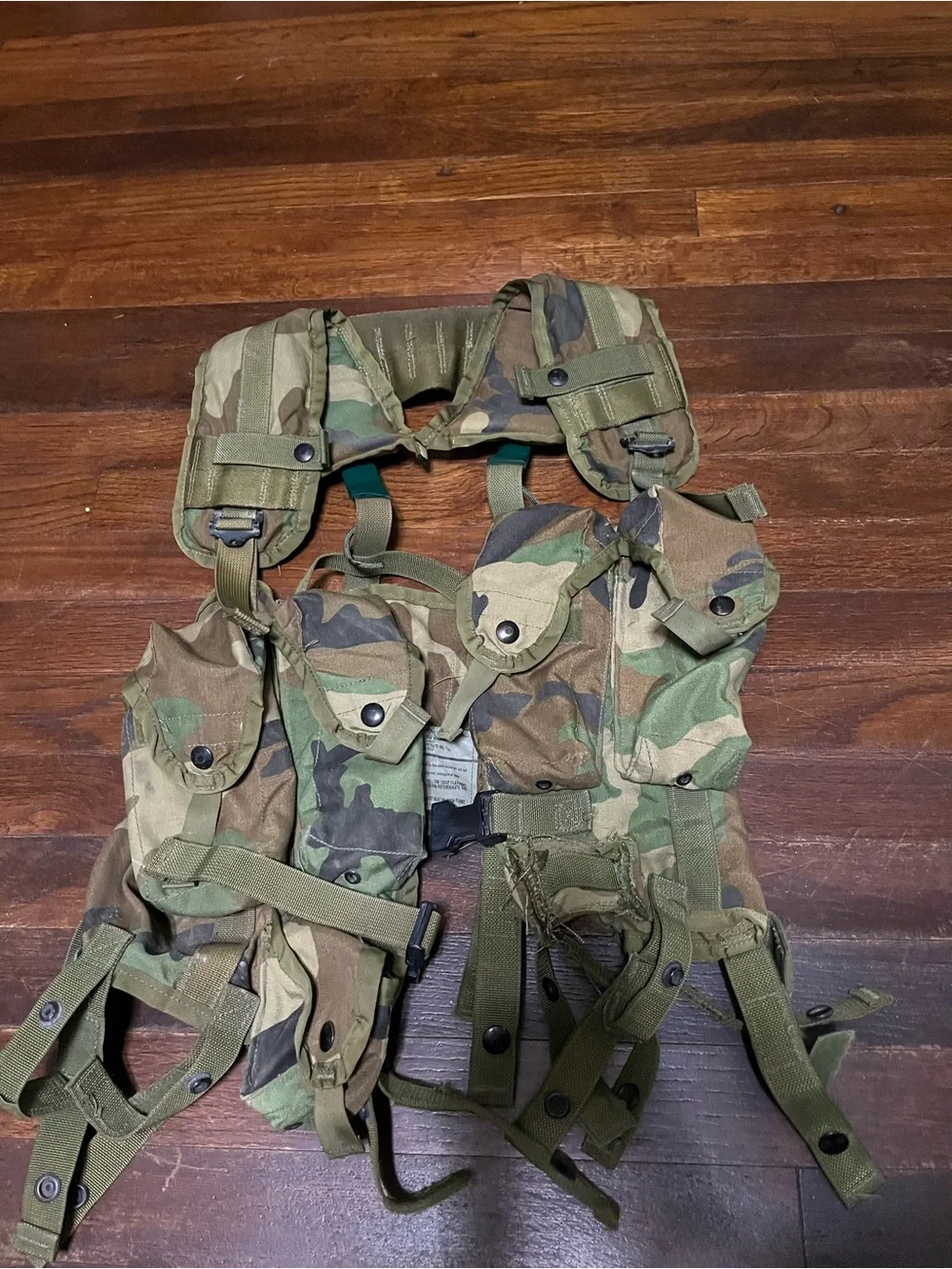 Woodland Camo Tactical Belt Vest with Multiple Pouches - Green